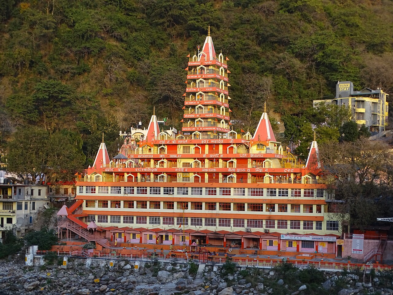 Templo en el Himalaya